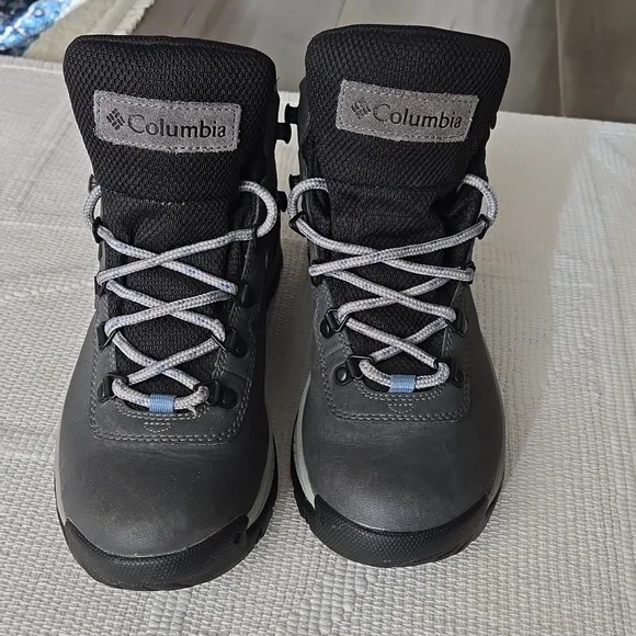 Columbia Newton Ridge Plus Waterproof Hiking Boots Women's size 8.5 Gray - Picture 3 of 7